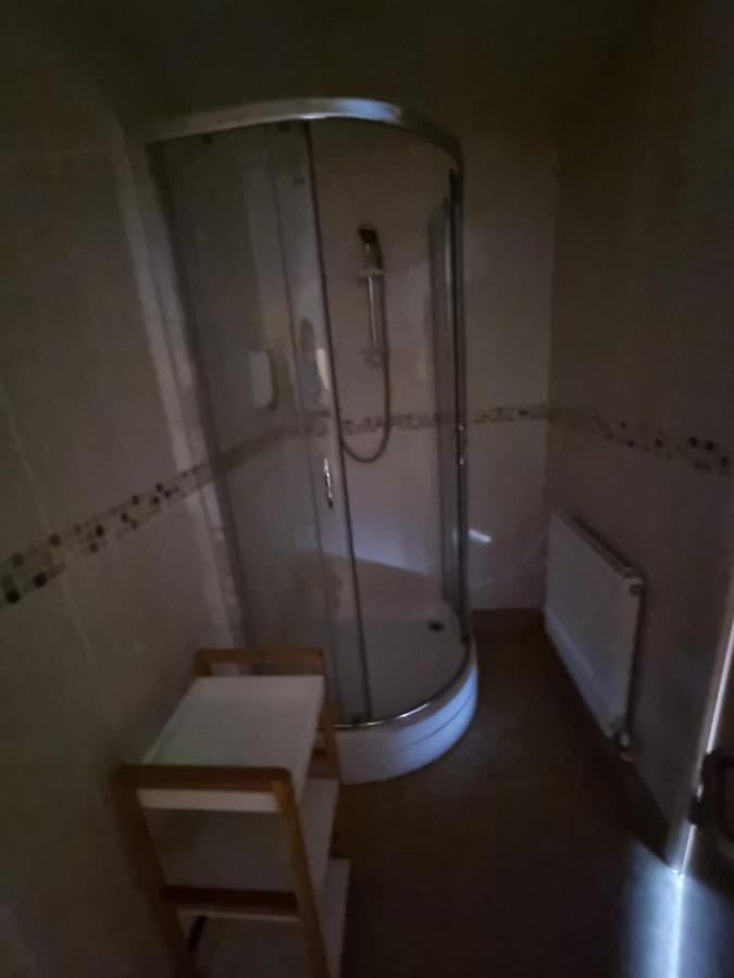 Kings Arms Guest House Еби Вейл Екстериор снимка