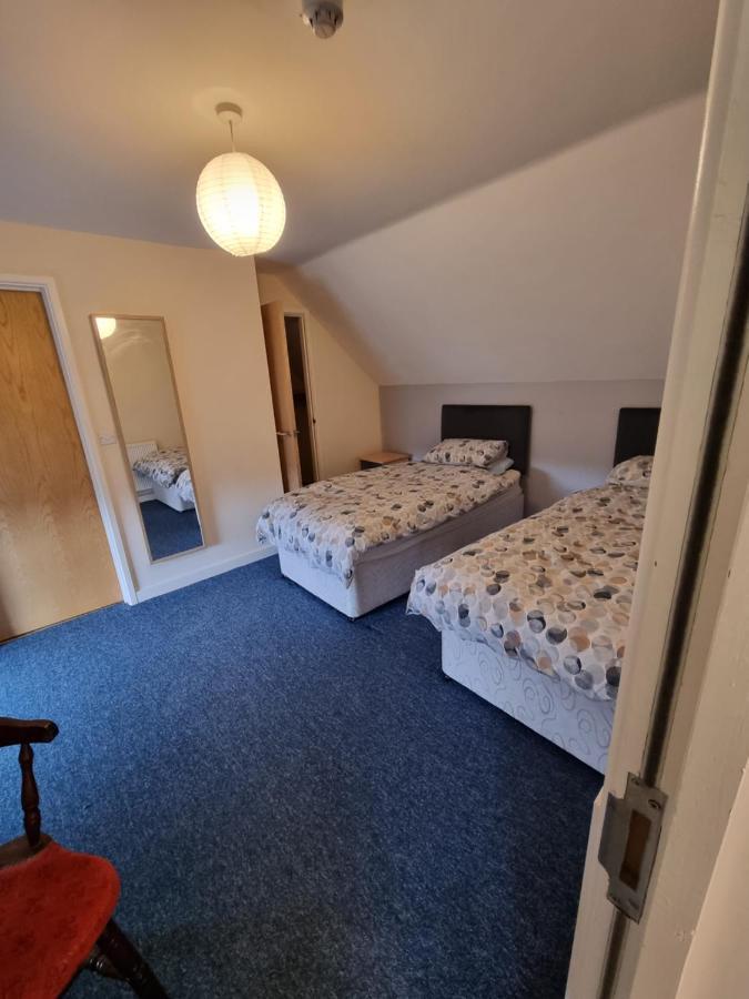 Kings Arms Guest House Еби Вейл Екстериор снимка